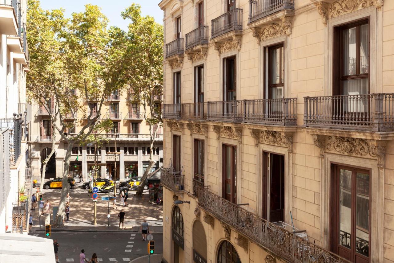 Gaudi Ramblas Barcelona Exteriör bild
